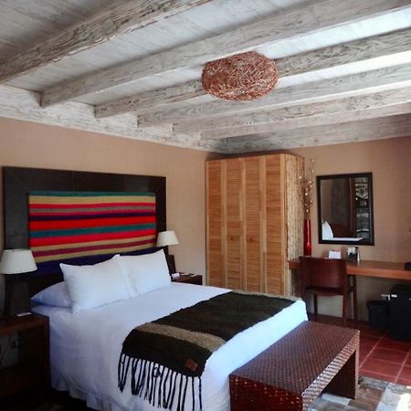 Noi Bordeloa Hotel Calama Buitenkant foto