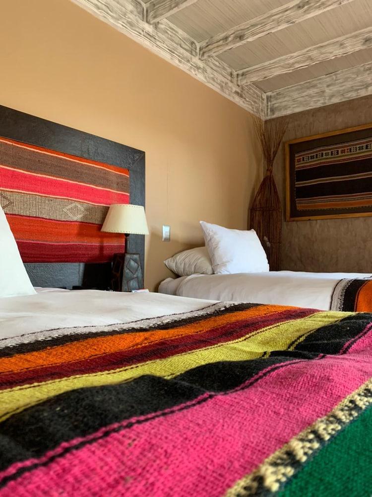 Noi Bordeloa Hotel Calama Buitenkant foto