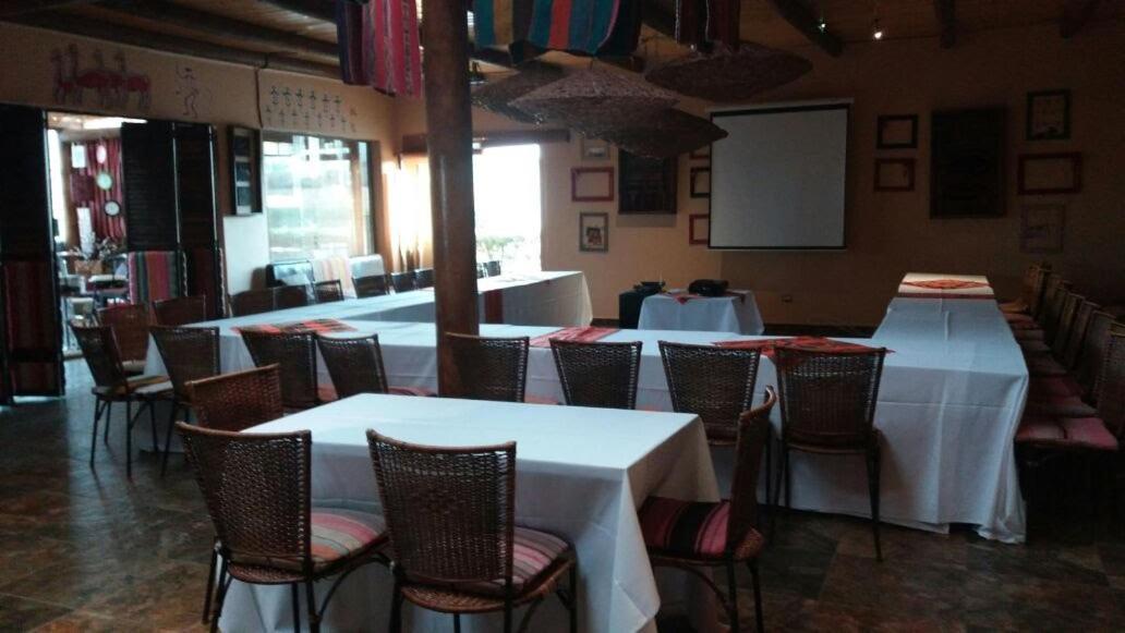 Noi Bordeloa Hotel Calama Buitenkant foto