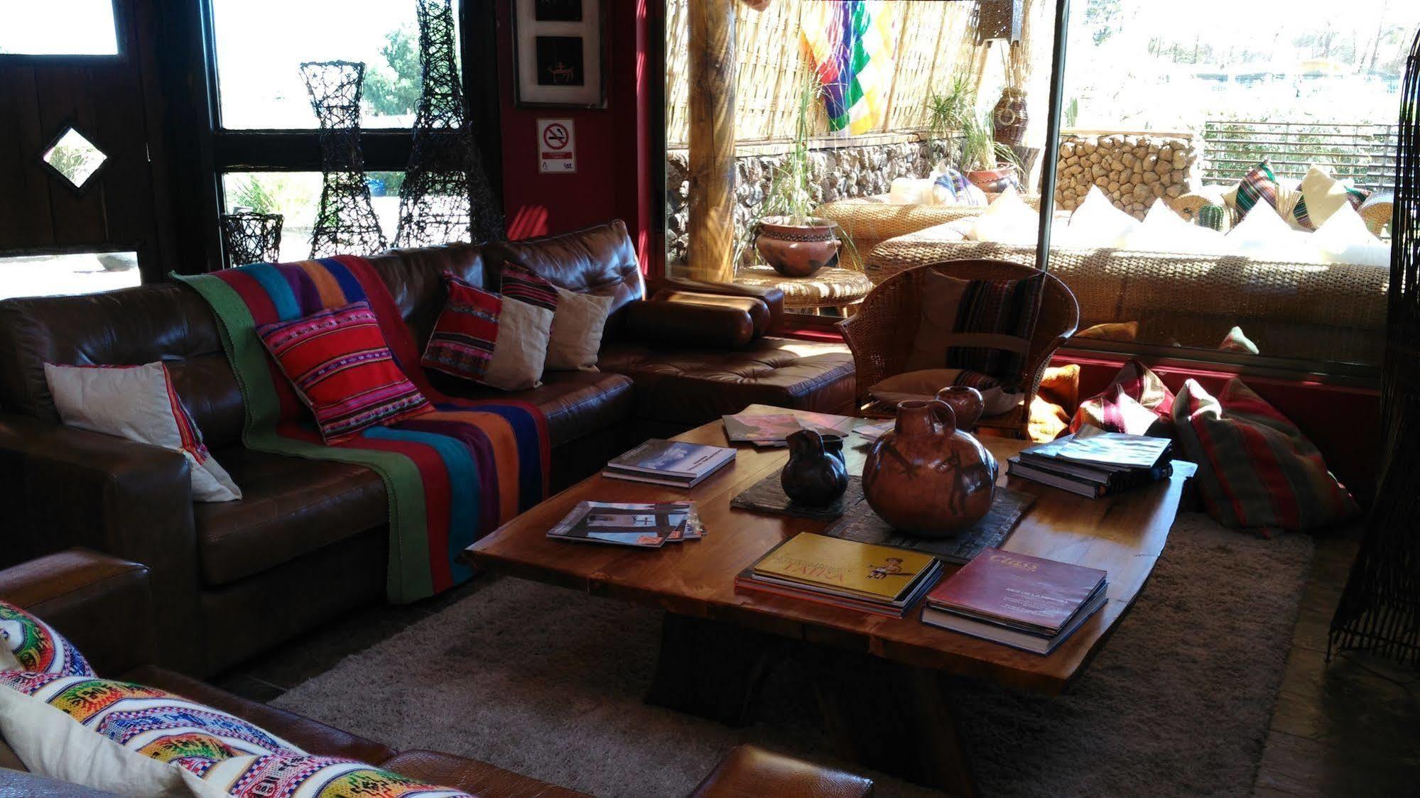 Noi Bordeloa Hotel Calama Buitenkant foto