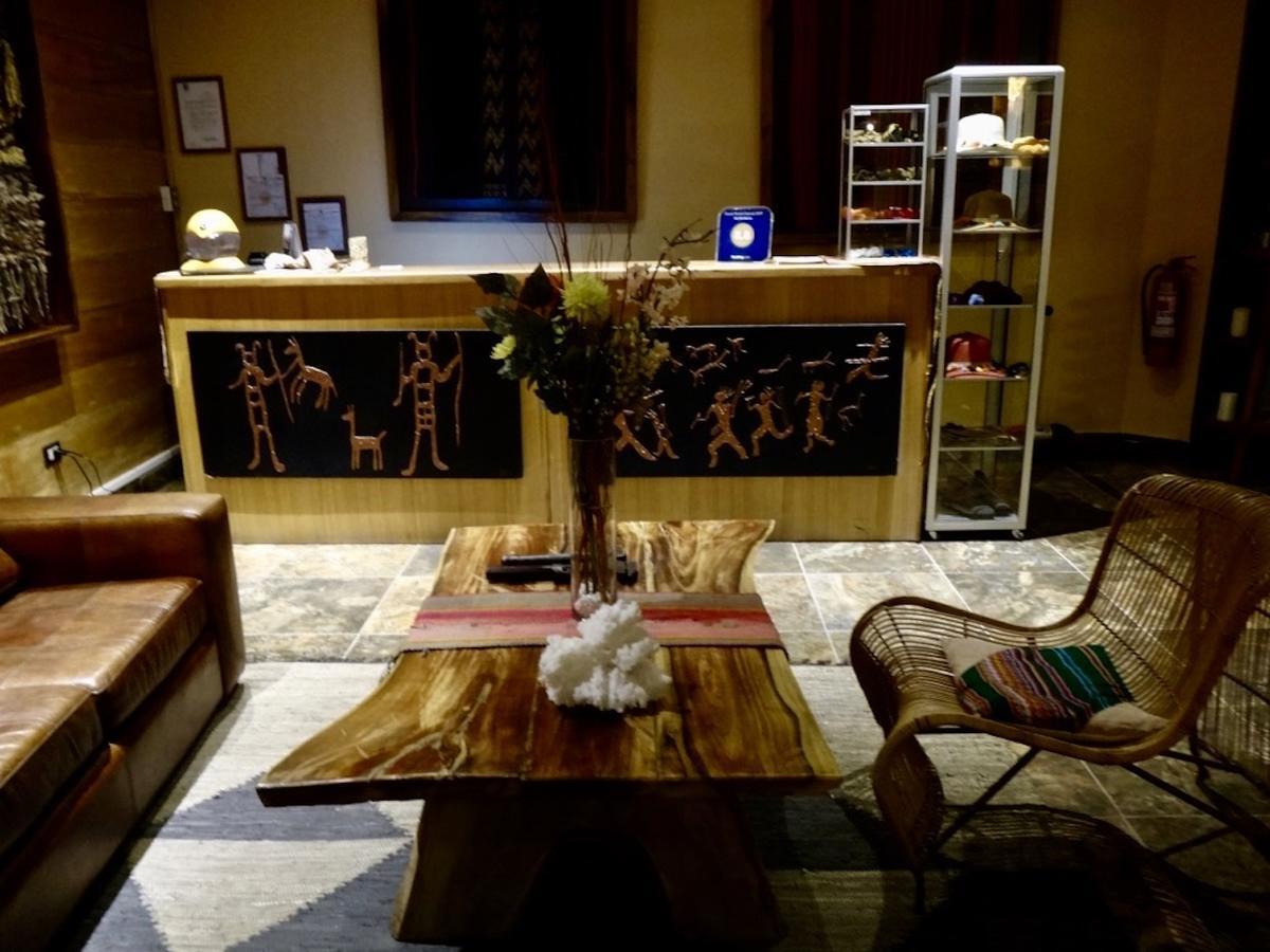Noi Bordeloa Hotel Calama Buitenkant foto