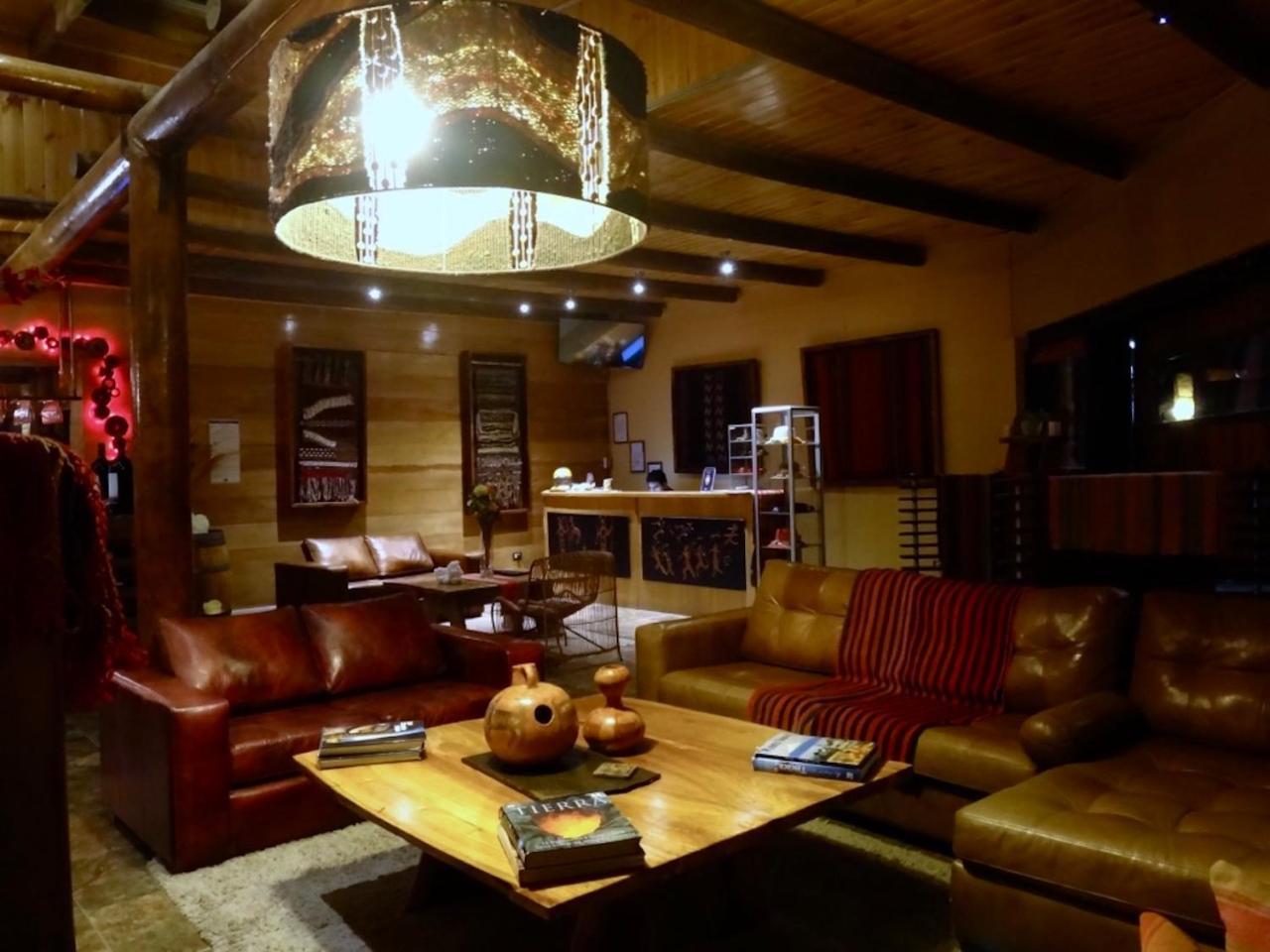 Noi Bordeloa Hotel Calama Buitenkant foto